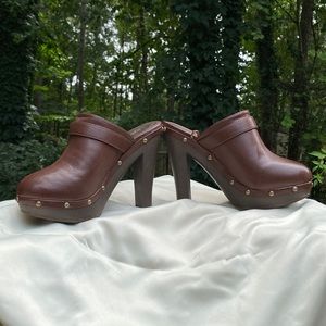 Brown leather platform clogs, size 7